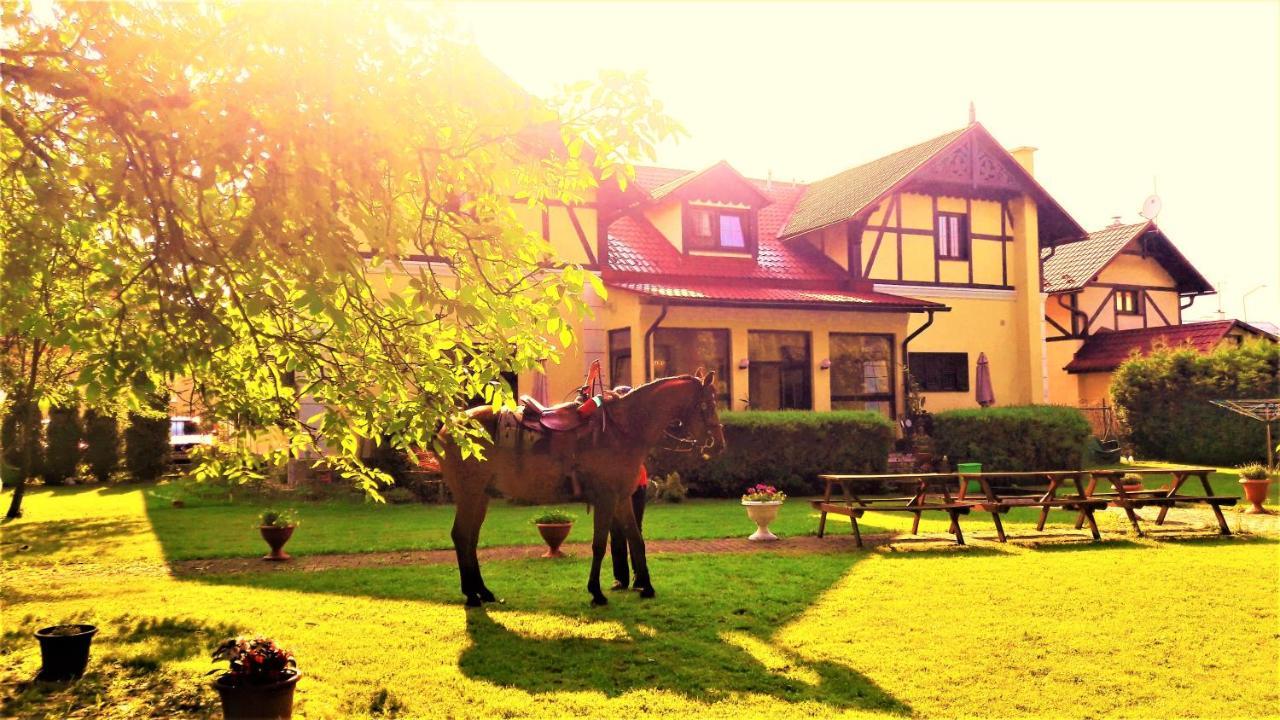 Penzion Pod Orechom Turčianske Teplice Exterior foto