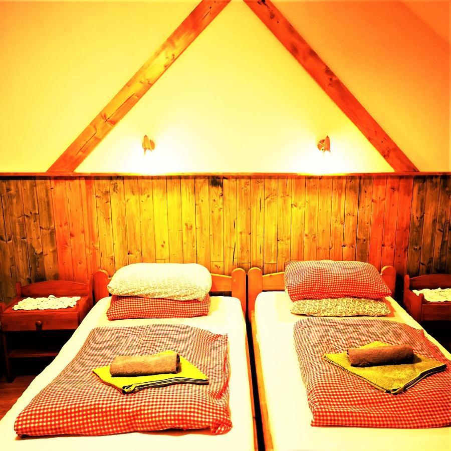 Penzion Pod Orechom Turčianske Teplice Exterior foto